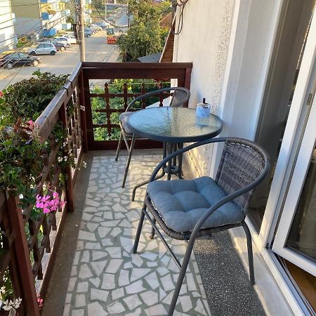 Apartament Mansarda Apartamento Curtea de Argeş Exterior foto